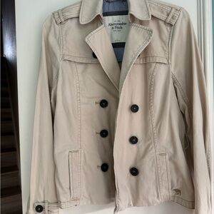 Abercrombie & Fitch tan double button light jacket